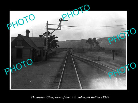 OLD LARGE HISTORIC PHOTO OF THOMPSON UTAH, THE RAILROAD DEPOT STATION c1940