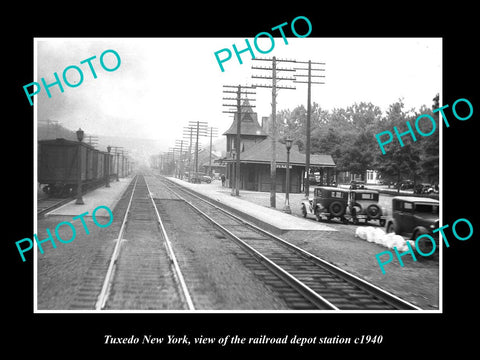 OLD LARGE HISTORIC PHOTO OF TUXEDO NEW YORK, THE RAILROAD DEPOT STATION c1940