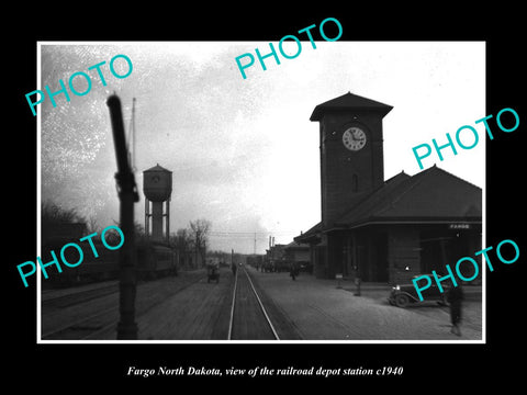 OLD LARGE HISTORIC PHOTO OF FARGO NORTH DAKOTA RAILROAD DEPOT STATION c1940