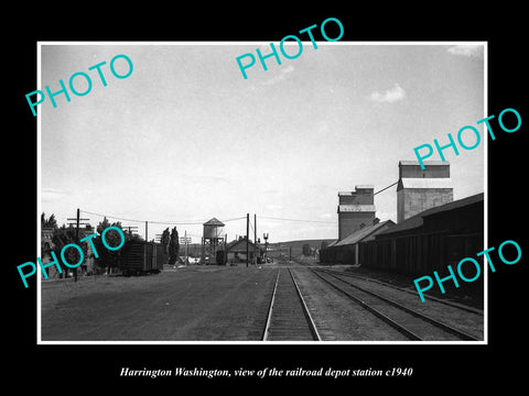 OLD LARGE HISTORIC PHOTO OF HARRINGTON WASHINGTON, RAILROAD DEPOT STATION c1940