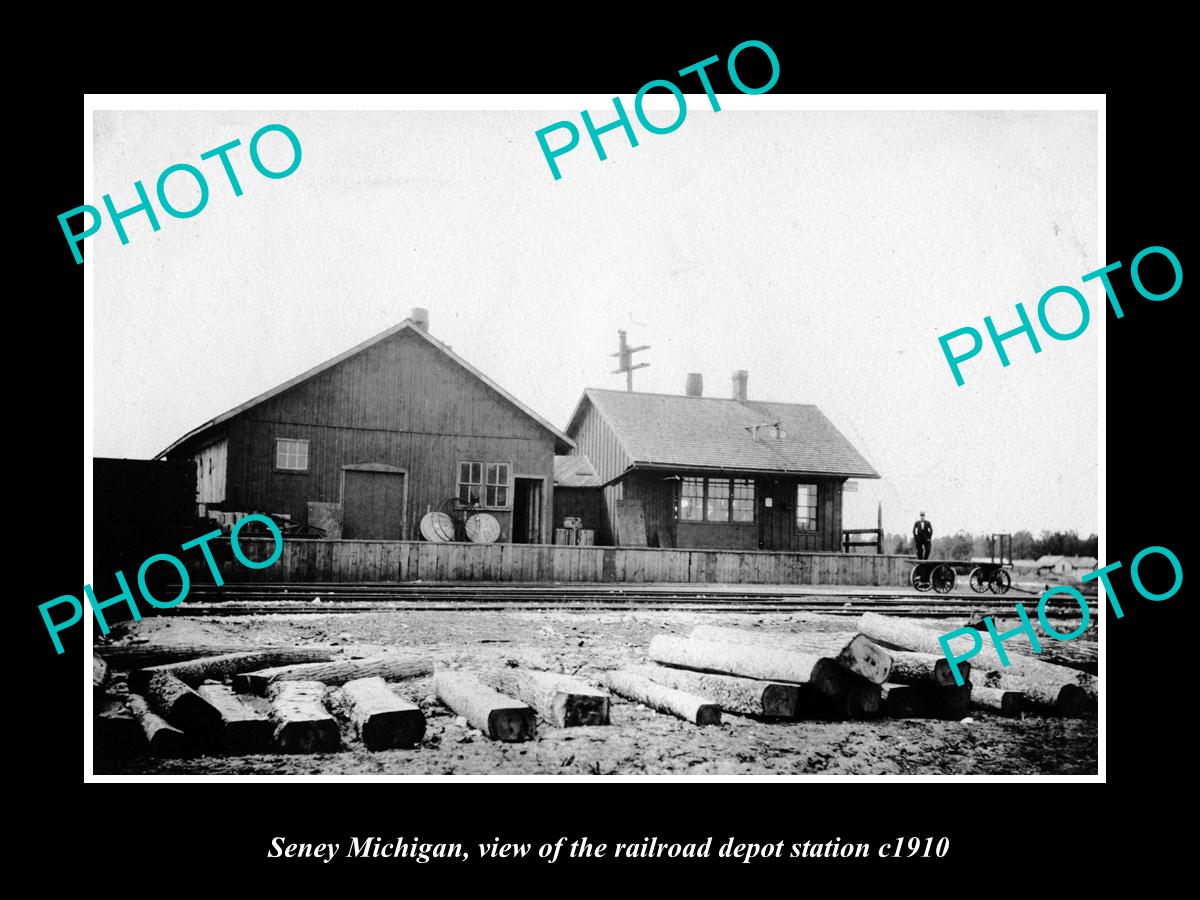 OLD LARGE HISTORIC PHOTO OF SENEY MICHIGAN, THE RAILROAD DEPOT STATION c1910