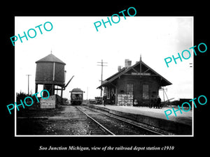 OLD LARGE HISTORIC PHOTO OF SOO JUNCTION MICHIGAN, RAILROAD DEPOT STATION c1910