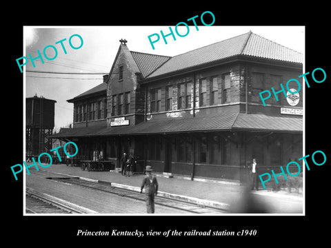 OLD LARGE HISTORIC PHOTO OF PRINCETON KENTUCKY, THE RAILROAD DEPOT STATION c1940