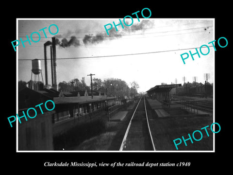 OLD LARGE HISTORIC PHOTO OF CLARKSDALE MISSISSIPPI RAILROAD DEPOT STATION c1940