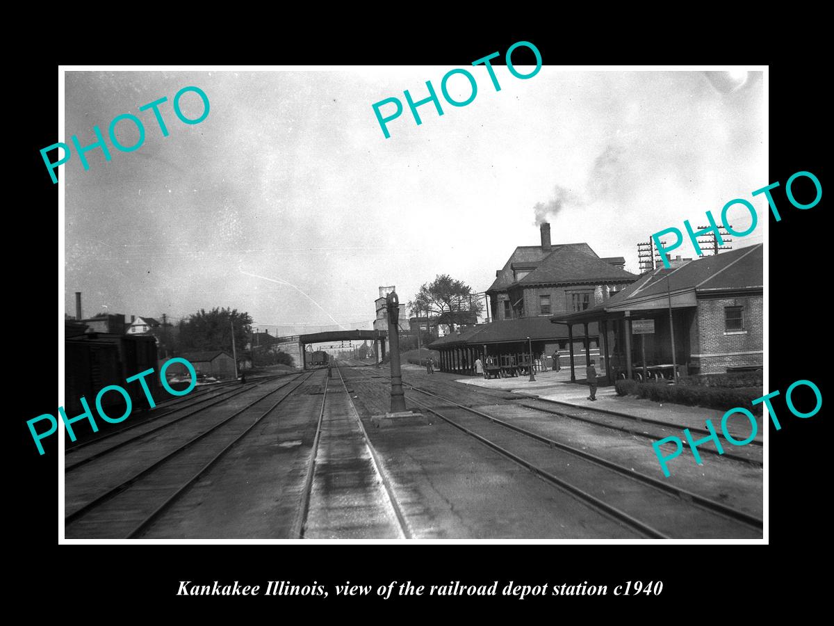 OLD LARGE HISTORIC PHOTO OF KANKAKEE ILLINOIS, THE RAILROAD DEPOT STATION c1940