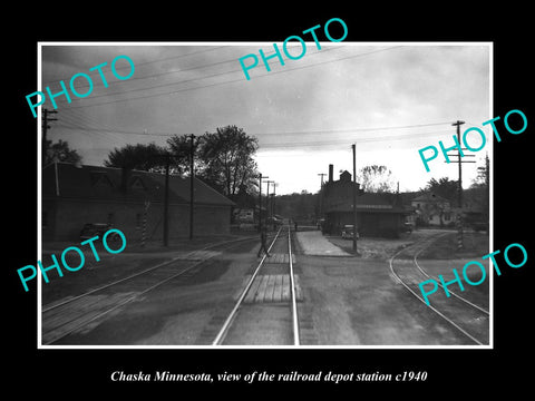 OLD LARGE HISTORIC PHOTO OF CHAKSA MINNESOTA, THE RAILROAD DEPOT STATION c1940