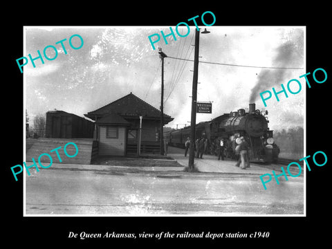 OLD LARGE HISTORIC PHOTO OF CLIFTON SPRINGS NEW YORK RAILROAD DEPOT STATION 1940