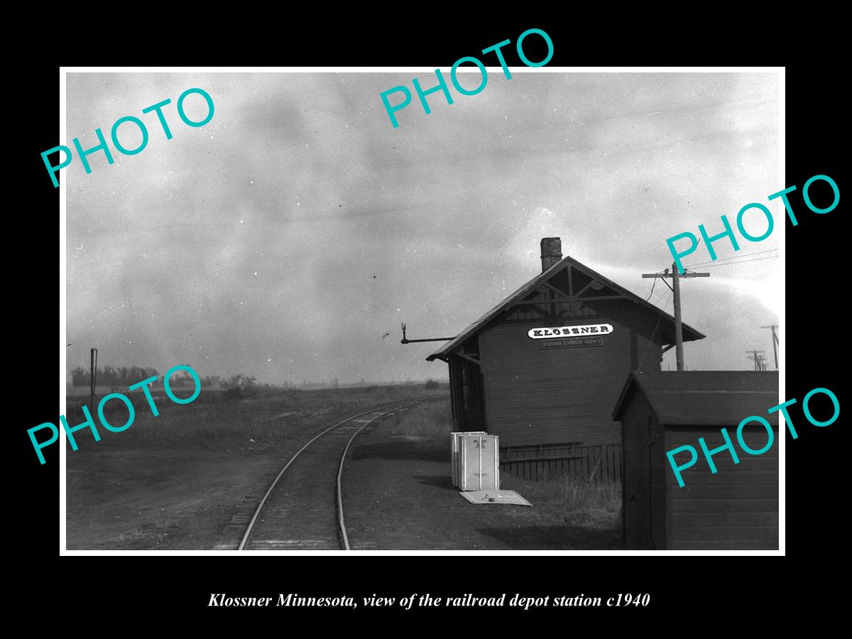 OLD LARGE HISTORIC PHOTO OF KLOSSNER MINNESOTA, RAILROAD DEPOT STATION c1940 1