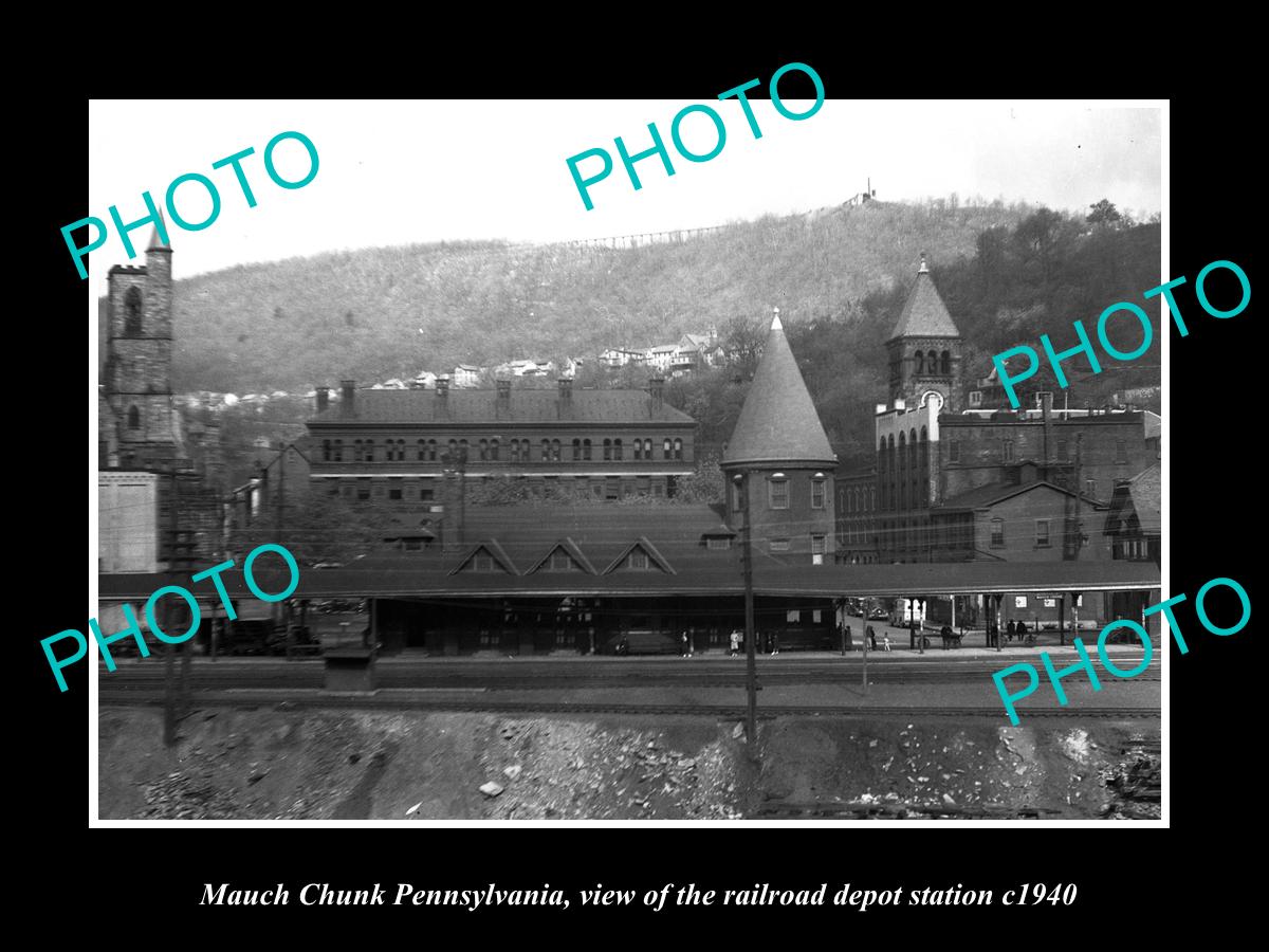 OLD LARGE HISTORIC PHOTO OF MAUCH CHUNK PENNSYLVANIA RAILROAD DEPOT STATION 1940