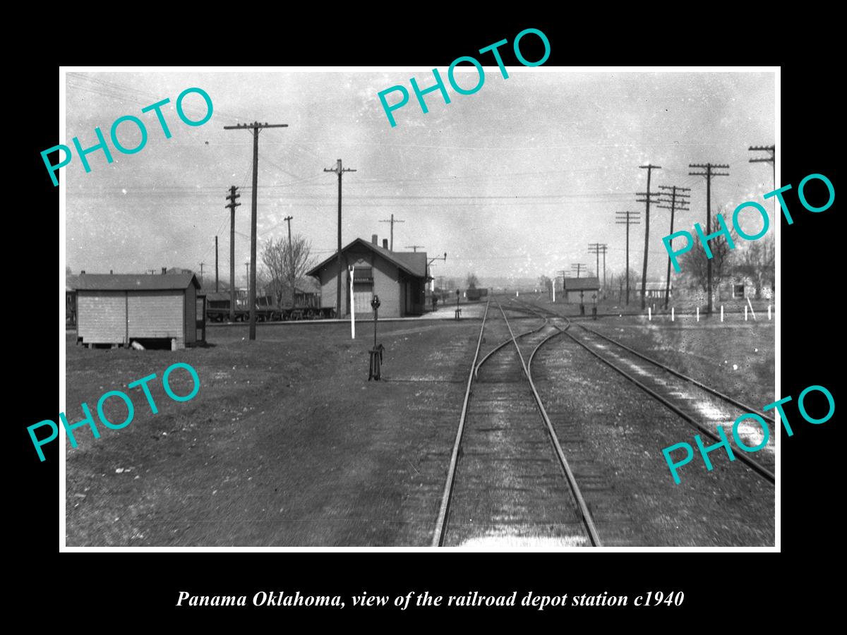 OLD LARGE HISTORIC PHOTO OF PANAMA OKLAHOMA, THE RAILROAD DEPOT STATION c1940