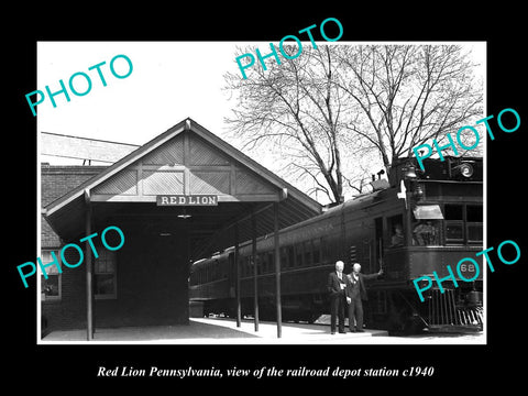 OLD LARGE HISTORIC PHOTO OF RED LION PENNSYLVANIA RAILROAD DEPOT STATION c1940