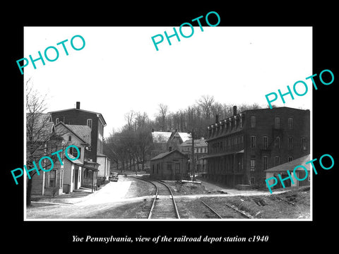 OLD LARGE HISTORIC PHOTO OF YOE PENNSYLVANIA, THE RAILROAD DEPOT STATION c1940