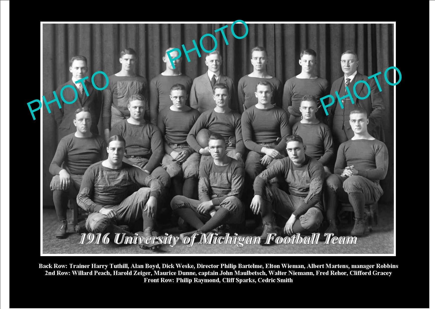 OLD LARGE HISTORIC PHOTO OF UNIVERSITY OF MICHIGAN FOOTBALL TEAM 1916