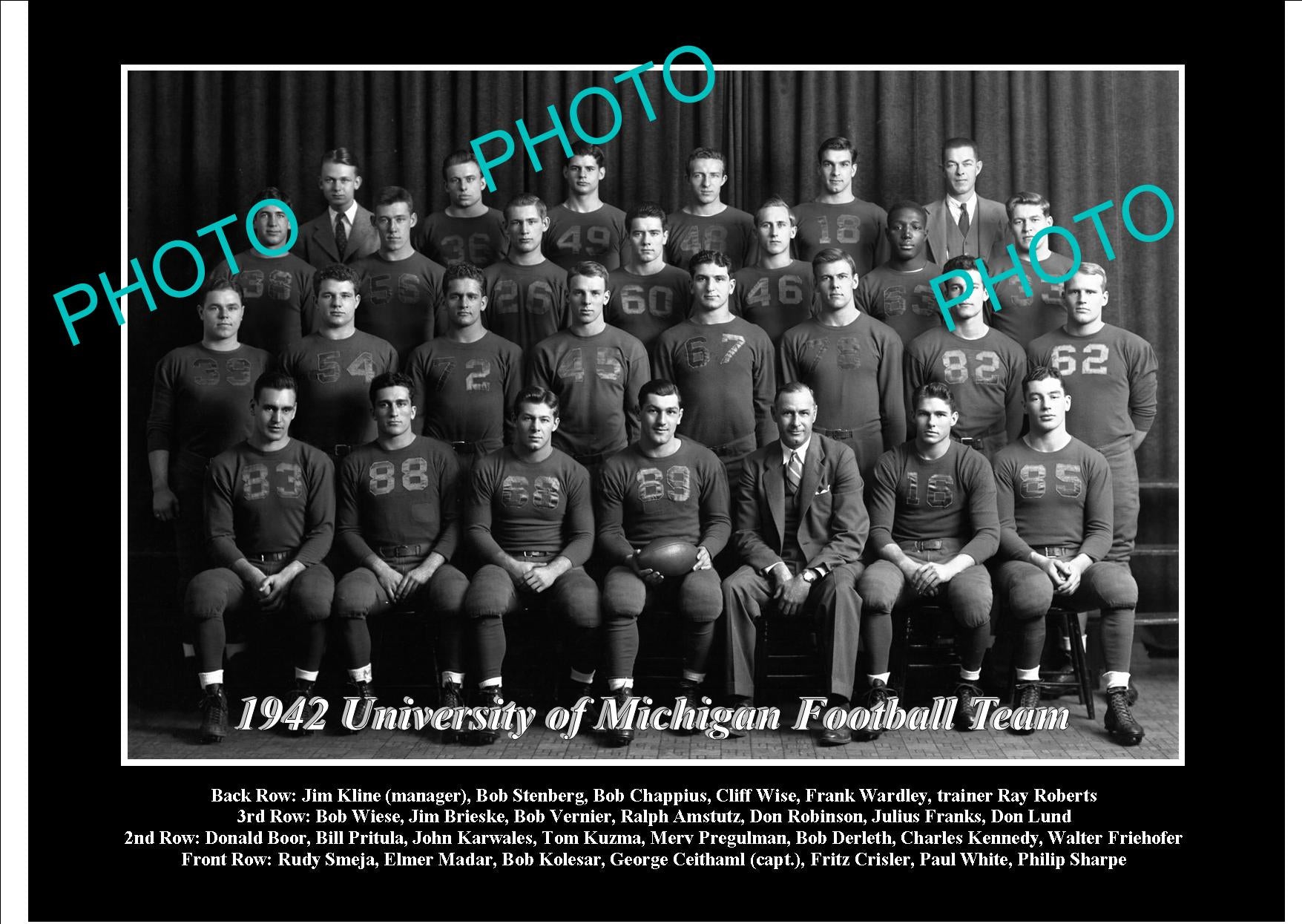 OLD LARGE HISTORIC PHOTO OF UNIVERSITY OF MICHIGAN FOOTBALL TEAM 1942