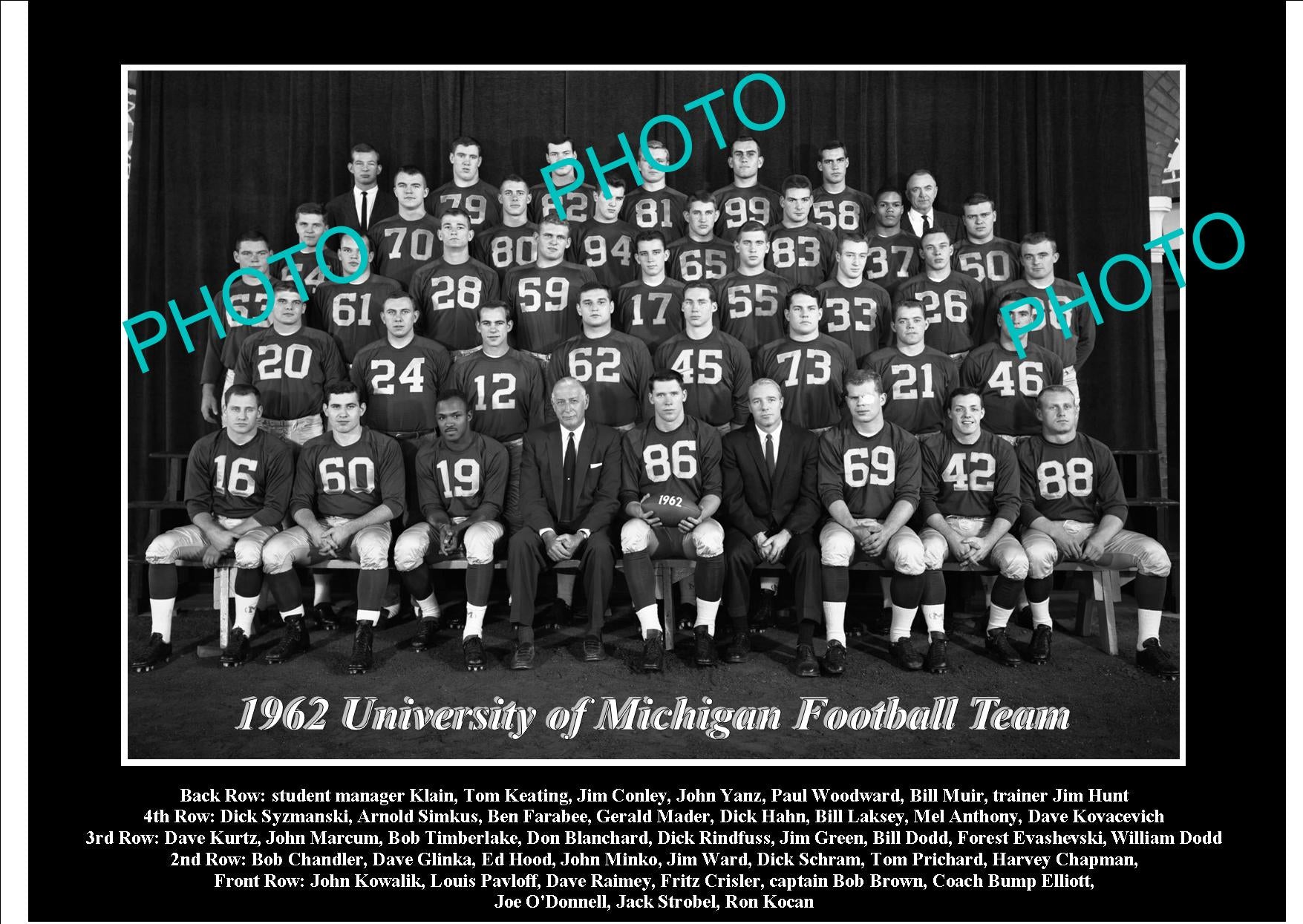 OLD LARGE HISTORIC PHOTO OF UNIVERSITY OF MICHIGAN FOOTBALL TEAM 1962