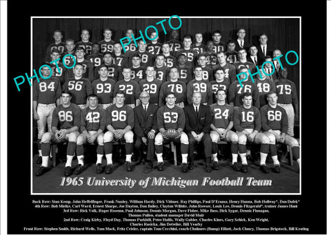 OLD LARGE HISTORIC PHOTO OF UNIVERSITY OF MICHIGAN FOOTBALL TEAM 1965