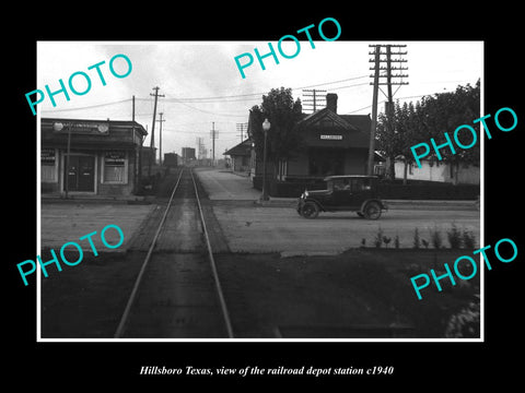 OLD LARGE HISTORIC PHOTO OF HILLSBORO TEXAS, THE RAILROAD DEPOT STATION c1940