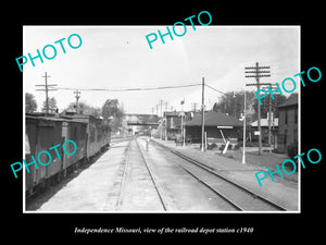 OLD LARGE HISTORIC PHOTO OF INDEPENDENCE MISSOURI RAILROAD DEPOT STATION c1940