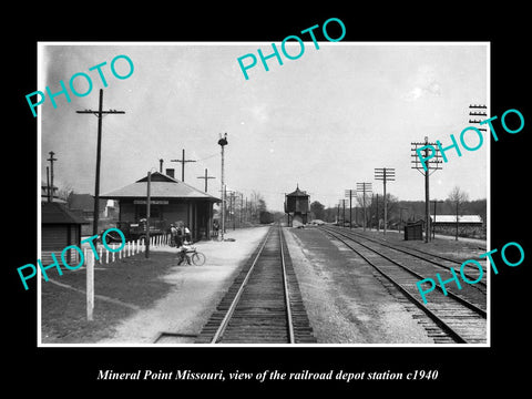 OLD LARGE HISTORIC PHOTO OF MINERAL POINT MISSOURI RAILROAD DEPOT STATION c1940