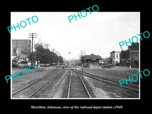 OLD LARGE HISTORIC PHOTO OF MORRILTON ARKANSAS, THE RAILROAD DEPOT STATION c1940