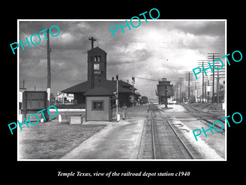 OLD LARGE HISTORIC PHOTO OF TEMPLE TEXAS, THE RAILROAD DEPOT STATION c1940 2