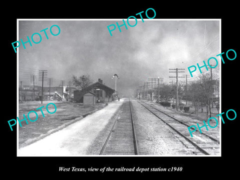 OLD LARGE HISTORIC PHOTO OF WEST TEXAS, THE RAILROAD DEPOT STATION c1940