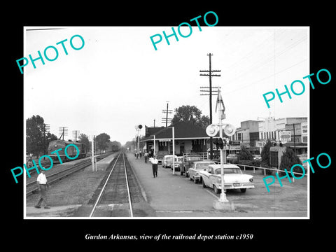 OLD LARGE HISTORIC PHOTO OF GURDON ARKANSAS, THE RAILROAD DEPOT STATION c1950