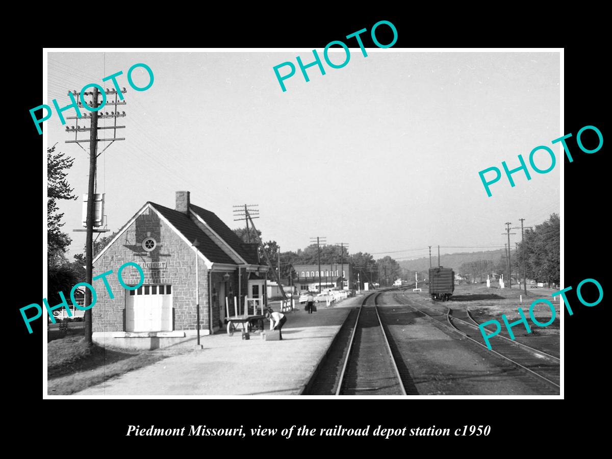 OLD LARGE HISTORIC PHOTO OF PIEDMONT MISSOURI, THE RAILROAD DEPOT STATION c1950