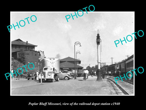 OLD LARGE HISTORIC PHOTO OF POPLAR BLUFF MISSOURI RAILROAD DEPOT STATION c1940