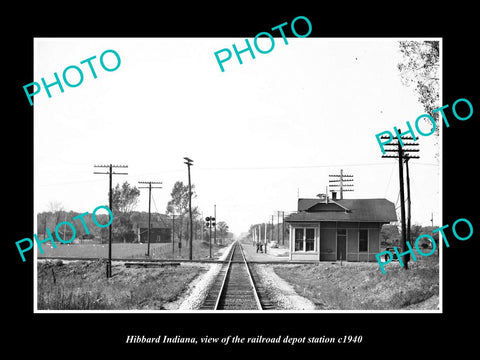 OLD LARGE HISTORIC PHOTO OF HIBBARD INDIANA, THE RAILROAD DEPOT STATION c1940