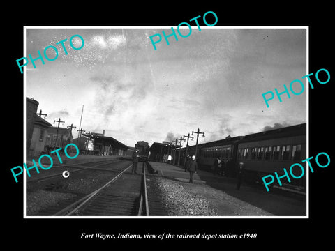 OLD LARGE HISTORIC PHOTO OF FORT WAYNE INDIANA, THE RAILROAD DEPOT STATION c1940