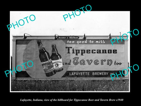 OLD LARGE HISTORIC PHOTO OF LAFAYETTE INDIANA, TIPPECANOE BEER BILLBOARD c1940