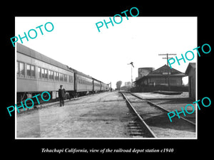 OLD LARGE HISTORIC PHOTO OF TEHACHAPI CALIFORNIA, RAILROAD DEPOT STATION c1940 1