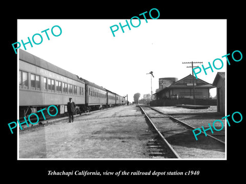 OLD LARGE HISTORIC PHOTO OF TEHACHAPI CALIFORNIA, RAILROAD DEPOT STATION c1940 1