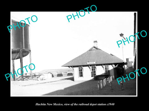 OLD LARGE HISTORIC PHOTO OF HACHITA NEW MEXICO, THE RAILROAD DEPOT STATION c1940