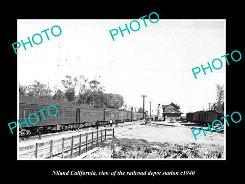 OLD LARGE HISTORIC PHOTO OF NILAND CALIFORNIA, THE RAILROAD DEPOT STATION c1940