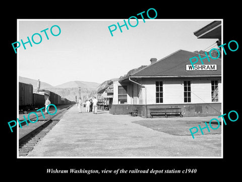 OLD LARGE HISTORIC PHOTO OF WISHRAM WASHINGTON, RAILROAD DEPOT STATION c1940