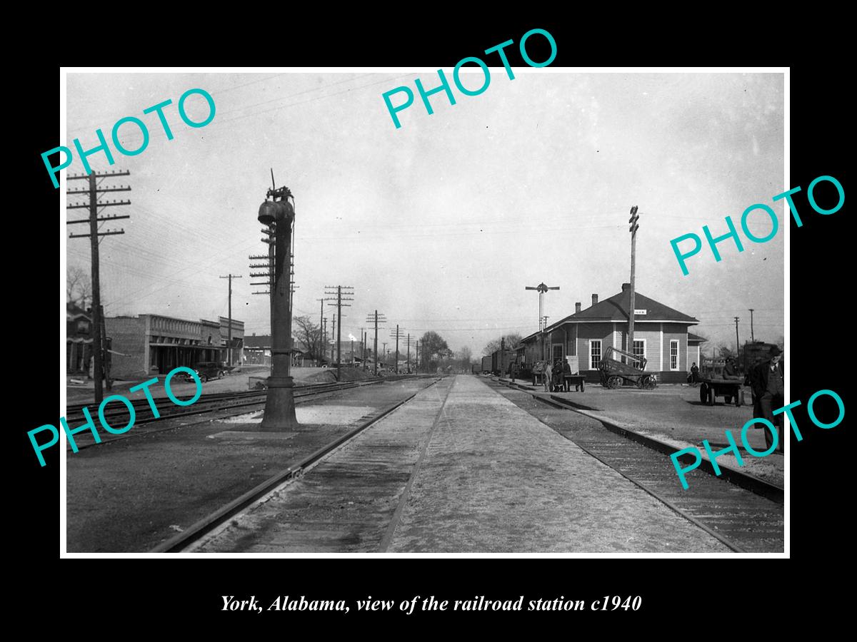 OLD LARGE HISTORIC PHOTO OF YORK ALABAMA, THE RAILROAD DEPOT STATION c1940