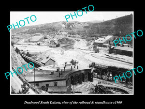 OLD LARGE HISTORIC PHOTO OF DEADWOOD SOUTH DAKOTA, THE TOWN & RAILROAD c1900