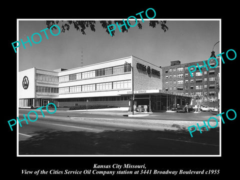 OLD HISTORIC PHOTO OF KANSAS CITY MISSOURI, THE CITIES SERVICE STATION c1955