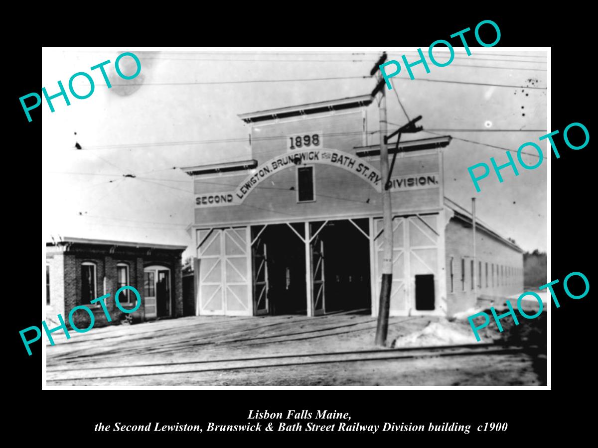 OLD LARGE HISTORIC PHOTO OF LISBON FALLS MAINE, THE LB&BS RAILWAY DEPOT c1900