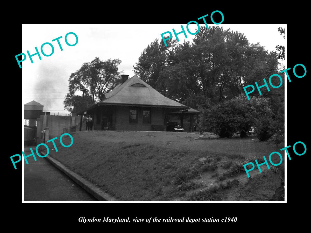 OLD LARGE HISTORIC PHOTO OF GLYNDON MARYLAND, THE RAILROAD DEPOT STATION c1940