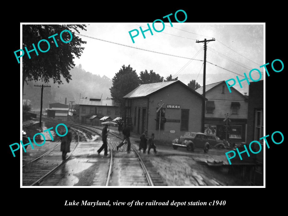 OLD LARGE HISTORIC PHOTO OF LUKE MARYLAND, THE RAILROAD DEPOT STATION c1940 2