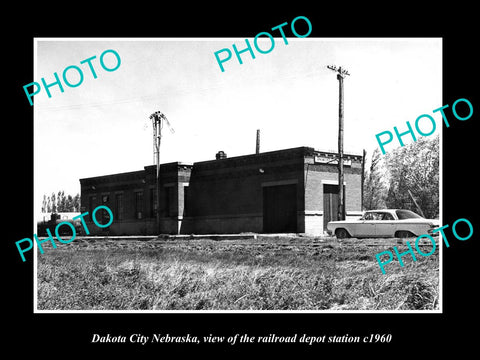 OLD LARGE HISTORIC PHOTO OF DAKOTA CITY NEBRASKA, RAILROAD DEPOT STATION c1960