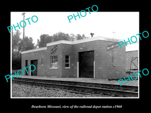 OLD LARGE HISTORIC PHOTO OF DEARBORN MISSOURI, THE RAILROAD DEPOT STATION c1960