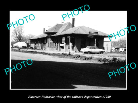 OLD LARGE HISTORIC PHOTO OF EMERSON NEBRASKA, THE RAILROAD DEPOT STATION c1960