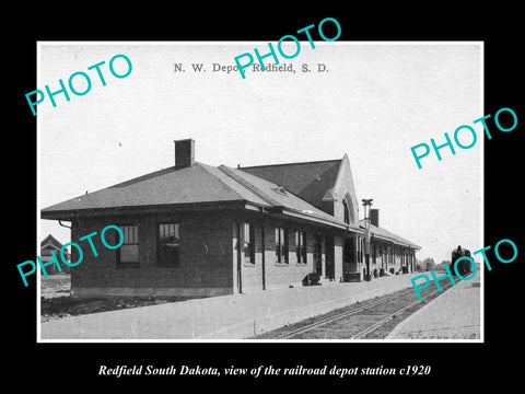 OLD LARGE HISTORIC PHOTO OF REDFIELD SOUTH DAKOTA RAILROAD DEPOT STATION c1920