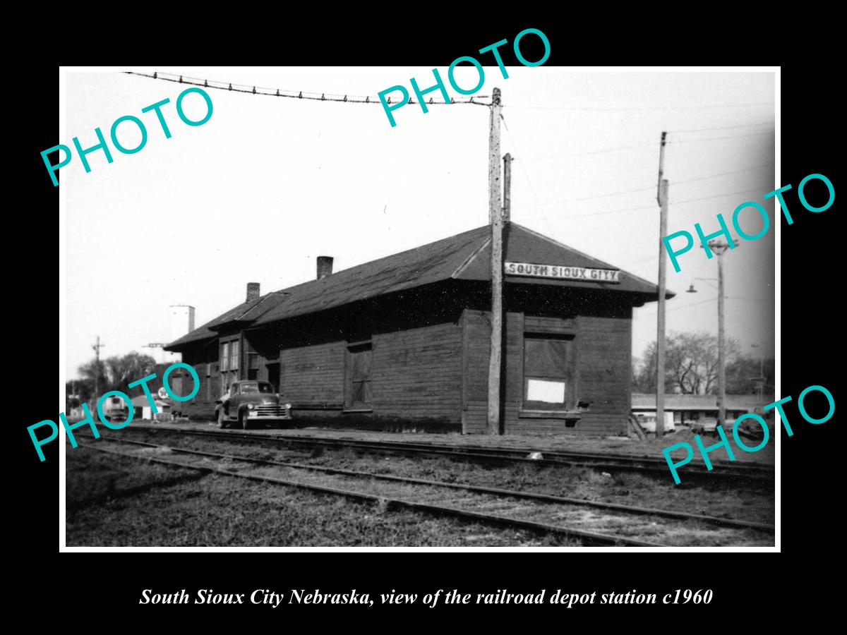 OLD LARGE HISTORIC PHOTO OF SOUTH SIOUX CITY NEBRASKA, THE RAILROAD DEPOT c1960