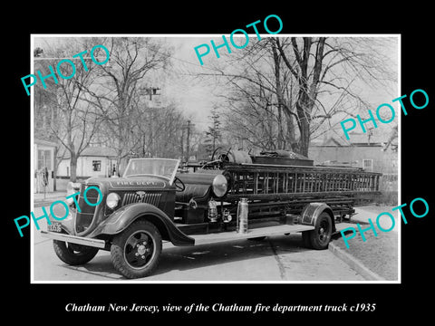 OLD LARGE HISTORIC PHOTO OF CHATHAM NEW JERSEY, THE FIRE DEPARTMENT TRUCK c1935