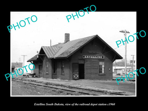 OLD LARGE HISTORIC PHOTO OF ESTELLINE SOUTH DAKOTA, THE RAILROAD STATION c1960